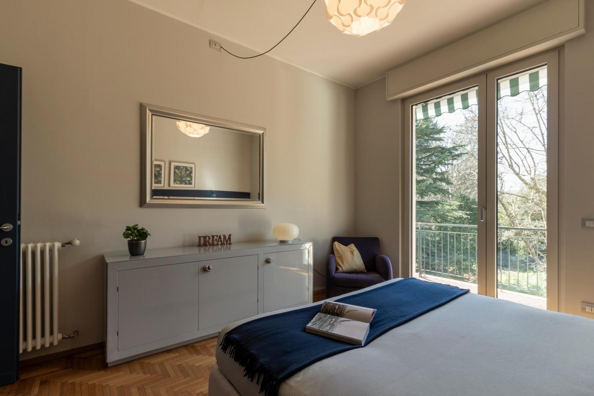 Apartamento Cosy In The Park Como Exterior foto